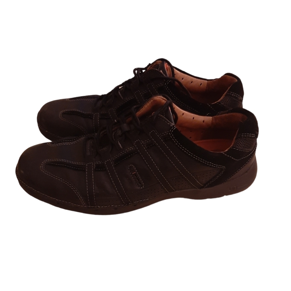 Men's Unstructured by Clarks black leather shoes size 8.5 M